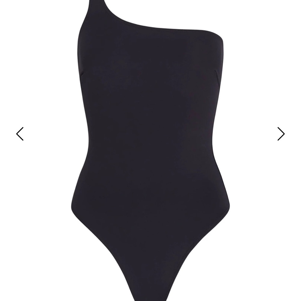 Black One-Shoulder High-Cut One Piece
